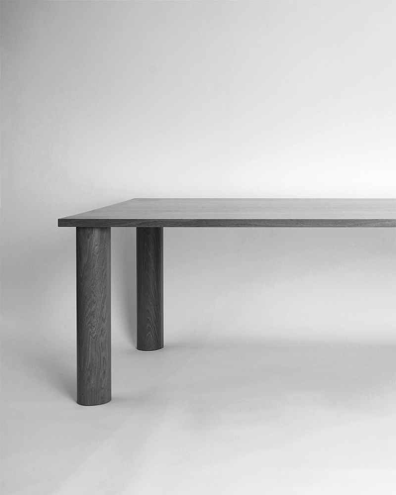 UNA Dining Table